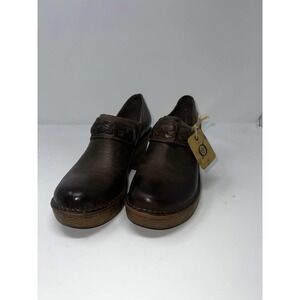 Born F13222 Womens Brown Leather Closed Toe Slip-On Block Heel Clog Shoes Size 9